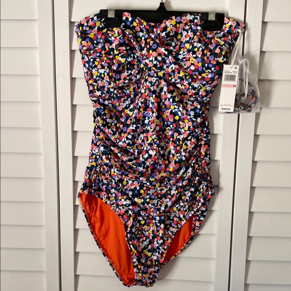 Anne Cole One Piece Swimwear with Vibrant Floral Design